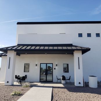 Neaux Coffee - the front of the building - Desserts Near Me - Maricopa, Arizona