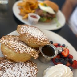 Kingsland Kitchen - French Toast with fresh berries. Check out that fluff! Yummy