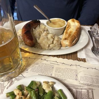 Schmidt's Sausage Haus - Bahama Mama Platter - German Near Me - Columbus, Ohio