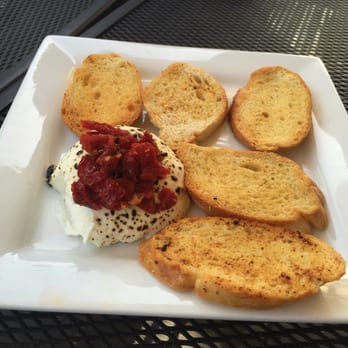Lola's Lounge - Queso de cabra - Spanish Near Me - Sacramento, California