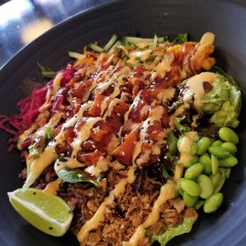 En Hakkore 2.0 - Fire Tuna Poke Bowl - Asian Fusion Near Me - Chicago, Illinois