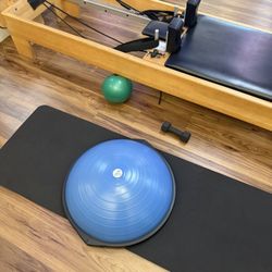 Club Pilates - Bosu ball!