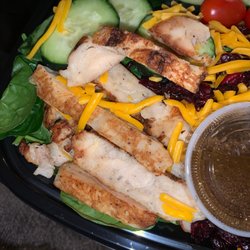 Healthy Bowls & More - Super Grilled Chicken Salad
