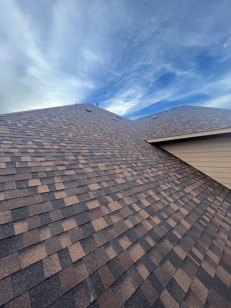 Slide of D&D Contracting