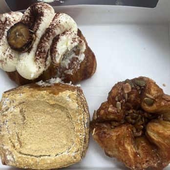Jina Bakes - Banoffee croissant, injeolmi croissant, hotteok kouign amann - Bakeries Near Me - San Francisco, California Jina Bakes - Banoffee croissant, injeolmi croissant, hotteok kouign amann - Bakeries Near Me - San Francisco, California