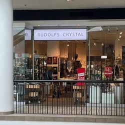 Rudolfs Crystal - Current storefront view, entrance (June, 2025).