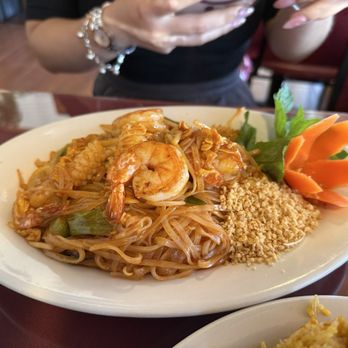 Simply Asian Thai Restaurant - Pad Thai - Thai Near Me - Asheboro, North Carolina Simply Asian Thai Restaurant - Pad Thai - Thai Near Me - Asheboro, North Carolina