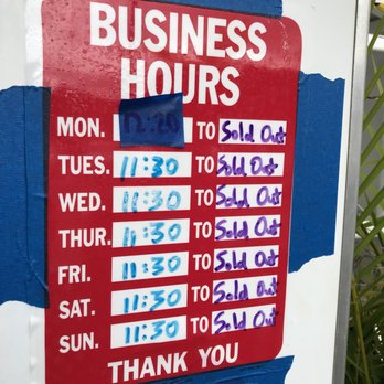 Hanalei Poke - Til they sell out? - Food Trucks Near Me - Hanalei, Hawaii