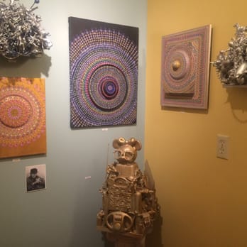 Travel Bug - Bookstores Near Me - Santa Fe, New Mexico