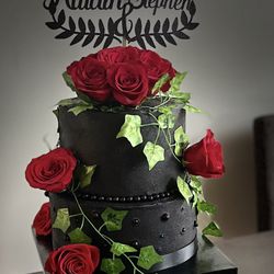 Itsy - Bitsy Pastries - Wedding cake