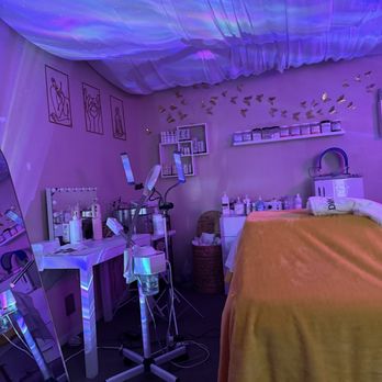 Glow Up Factory - Skin Care Near Me - Los Altos, California Glow Up Factory - Skin Care Near Me - Los Altos, California
