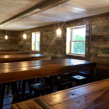 3rd Turn Oldham Gardens - Interior - Breweries Near Me - Crestwood, Kentucky