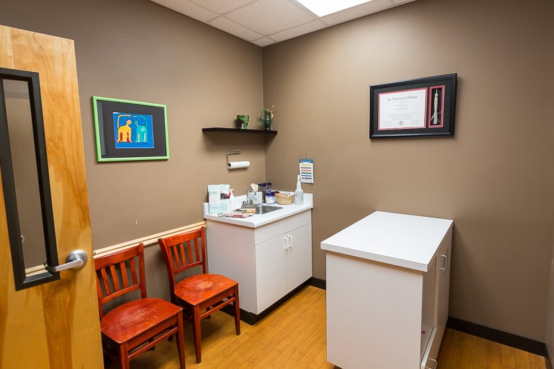 NORTH SPRINGS ANIMAL CLINIC - 20 Photos & 14 Reviews - 7541 Roswell Rd
