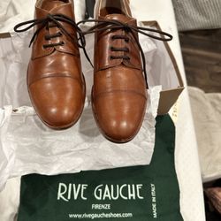 Rive Gauche - Here are the new replacement shoes. I even got a duster bag included.