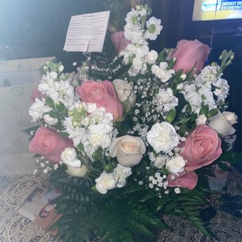1800Flowers - What I received - Florists Near Me - Bell, California