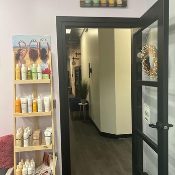 Babe Cave Beauty Bar - Hair Stylists Near Me - Phoenix, Arizona Babe Cave Beauty Bar - Hair Stylists Near Me - Phoenix, Arizona