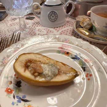 The Mad Batter Tea Room & Cafe - Poached pear with bleu cheese, walnuts, and honey - American Near Me - Blue Point, New York The Mad Batter Tea Room & Cafe - Poached pear with bleu cheese, walnuts, and honey - American Near Me - Blue Point, New York