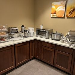 Comfort Suites