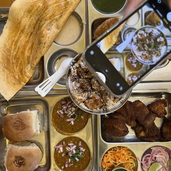 Vik's Chaat - Dosa, Pav Bhaji, Koliwada Fish, Dahi Batata Puri - Indian Near Me - Berkeley, California Vik's Chaat - Dosa, Pav Bhaji, Koliwada Fish, Dahi Batata Puri - Indian Near Me - Berkeley, California