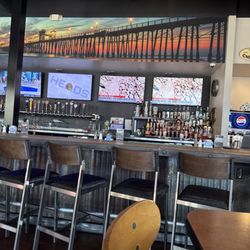 Enzo's BBQ & Alehouse