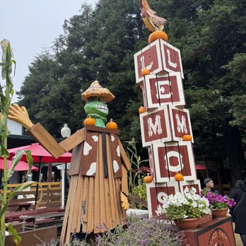 Lemos Farm - Amusement Parks Near Me - Half Moon Bay, California Lemos Farm - Amusement Parks Near Me - Half Moon Bay, California