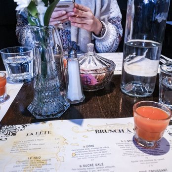 Régine Café - Complimentary carrot and citrus shot - Breakfast & Brunch Near Me - Montreal, Quebec Régine Café - Complimentary carrot and citrus shot - Breakfast & Brunch Near Me - Montreal, Quebec