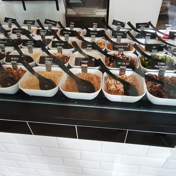 Yomaro - Toppingauswahl - Ice Cream & Frozen Yogurt Near Me - Hamburg, HH Yomaro - Toppingauswahl - Ice Cream & Frozen Yogurt Near Me - Hamburg, HH