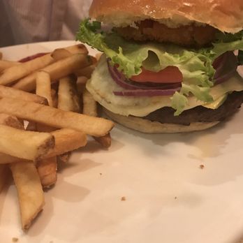 Massapequa Diner - Diners Near Me - Massapequa, New York