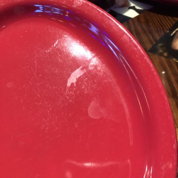 Bubba's 33 - Water spots on dish - Pizza Near Me - Parlin, New Jersey