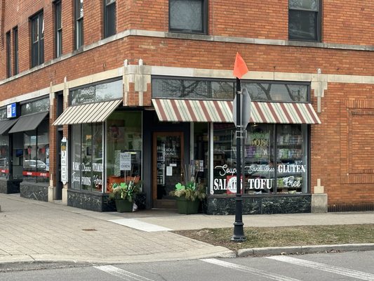 THE SPROUT HOUSE NATURAL FOODS MARKET - Updated May 2026 - 35 Photos