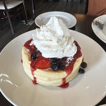 Lady C’s - Berry berry soufflé pancakes - Breakfast & Brunch Near Me - Tarzana, California Lady C’s - Berry berry soufflé pancakes - Breakfast & Brunch Near Me - Tarzana, California