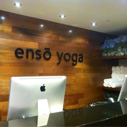 Enso Yoga - Main desk