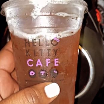 Hello Kitty Cafe - Mango black tea - Cafes Near Me - Irvine, California