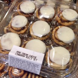 Mini Cinnamon Rolls Mini Cinnamon Rolls