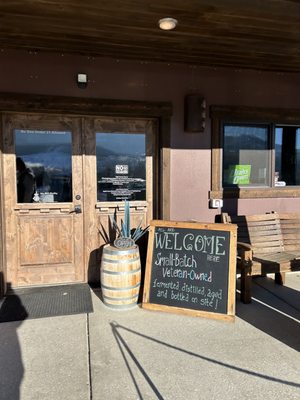 New World Distillery by null