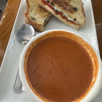 Belmont Brewing - Baked Tuscan Tomato Soup Lunch - Breweries Near Me - Long Beach, California Belmont Brewing - Baked Tuscan Tomato Soup Lunch - Breweries Near Me - Long Beach, California