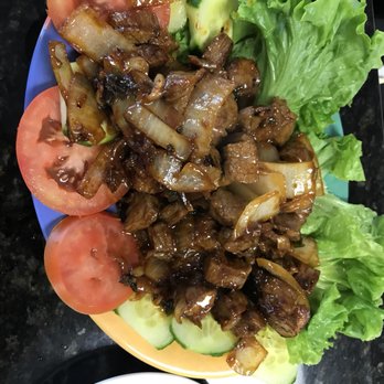 Quan Khat Cafe - Bo Luc Lac ( Vietnamese Shaking beef) - Cafes Near Me - Norcross, Georgia