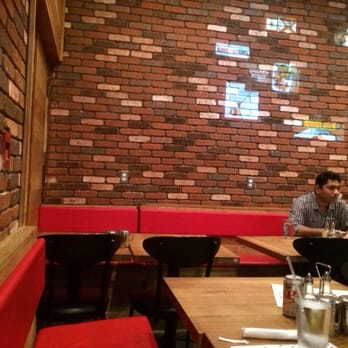 Muma Kitchen - Comfable sit area - Turkish Near Me - Los Angeles, California Muma Kitchen - Comfable sit area - Turkish Near Me - Los Angeles, California