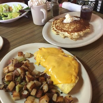 Farmers Den - Ham n cheese omelette w/ pancakes and potatoes - American Near Me - Crows Landing, California Farmers Den - Ham n cheese omelette w/ pancakes and potatoes - American Near Me - Crows Landing, California