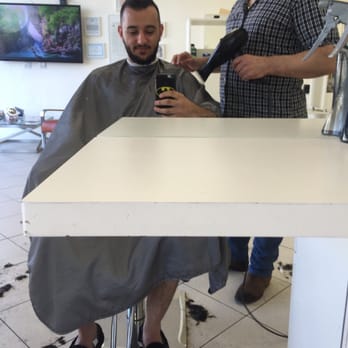 Hamlet's - Barbers Near Me - La Crescenta-Montrose, California