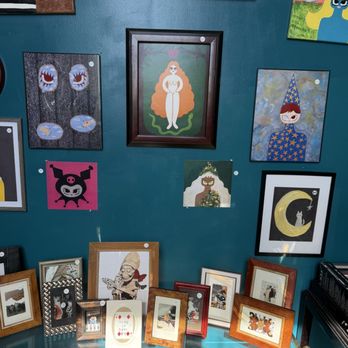 Fun, Funky, Fab Vintage - Used, Vintage & Consignment Near Me - El Paso, Texas