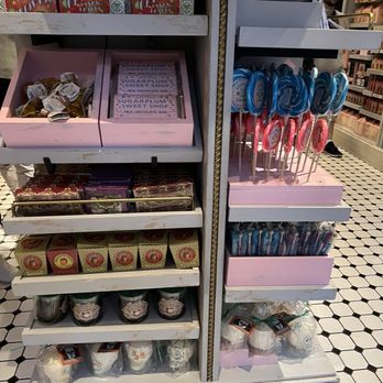 Sugarplum's Sweet Shop - Desserts Near Me - Orlando, Florida