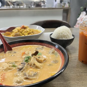 Goi Express Thai - Tom Kah, Yellow Curry, Thai Iced Tea - Thai Near Me - Murrieta, California Goi Express Thai - Tom Kah, Yellow Curry, Thai Iced Tea - Thai Near Me - Murrieta, California