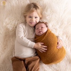 Chieu Lee Photography - Family Newborn Session