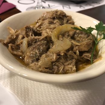 Taberna Roberto - Vinegar and pepper rabbit. - Portuguese Near Me - Angra do Heroísmo, 20