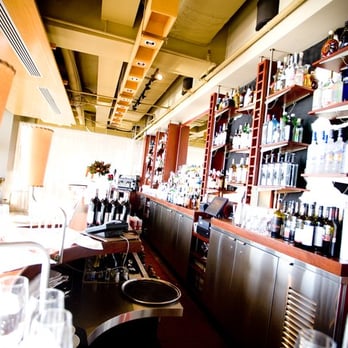 Canoe - The Bar - Canadian (New) Near Me - Toronto, Ontario Canoe - The Bar - Canadian (New) Near Me - Toronto, Ontario