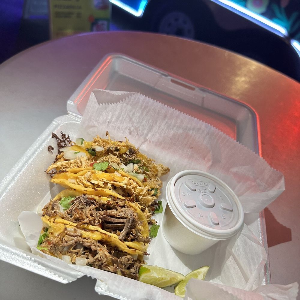 La Catrina - Chicken and steak Birria Tacos - Tacos Near Me - Miami, Florida