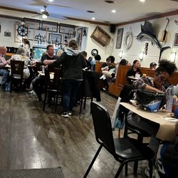Avery's Maryland Grill - Inside