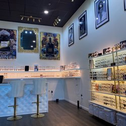 2C Facewear - Check out this vibe - comfy, super helpful and a definite YES.