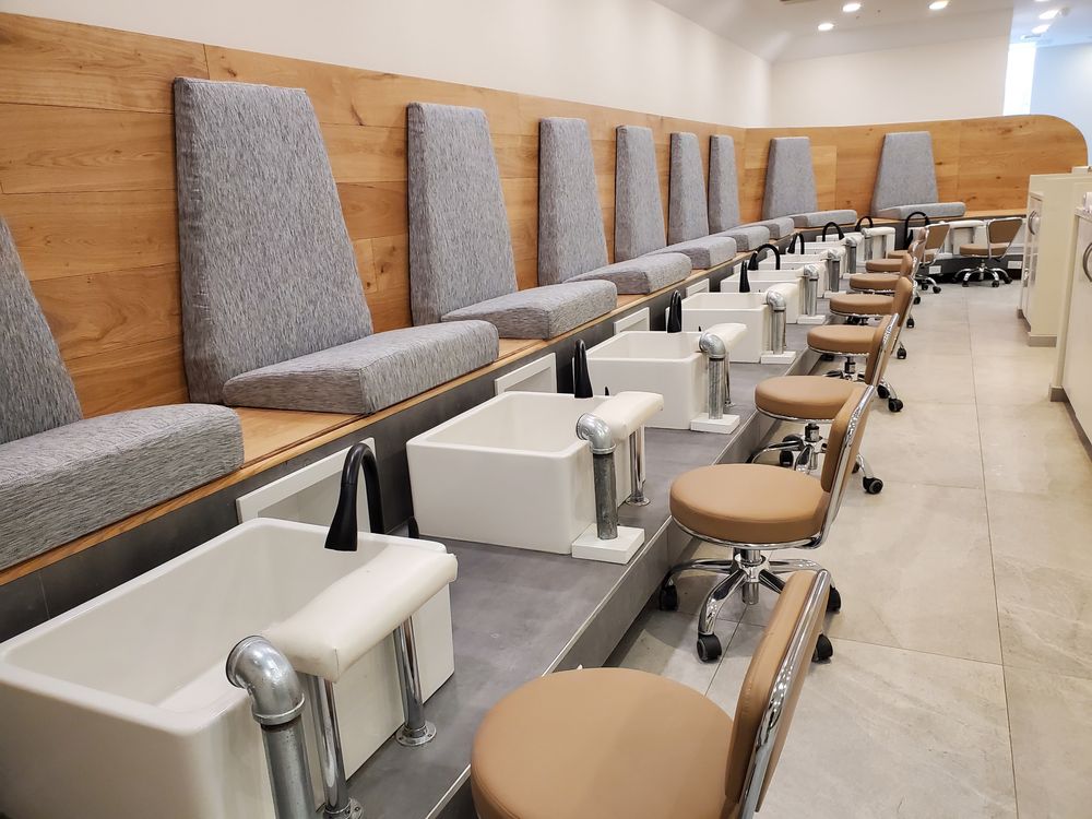 Chris Upholstery - upholstery in Glen Cove, NY